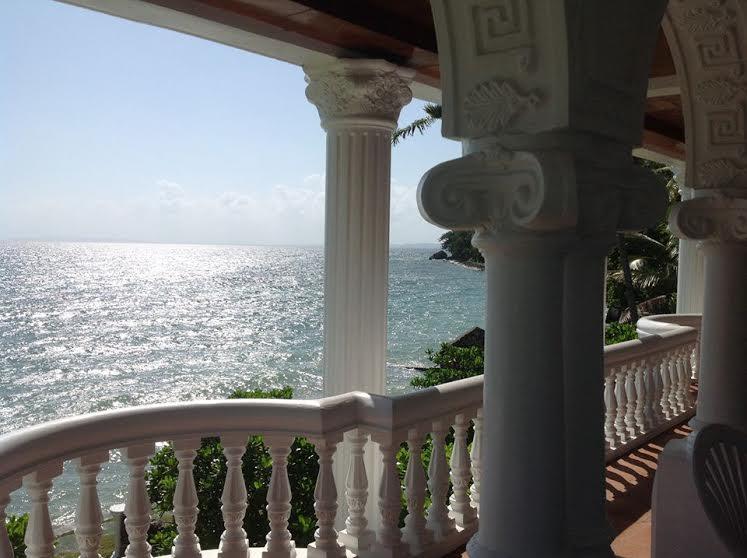 Blue Crystal Beach Resort Пуэрто-Галера Экстерьер фото